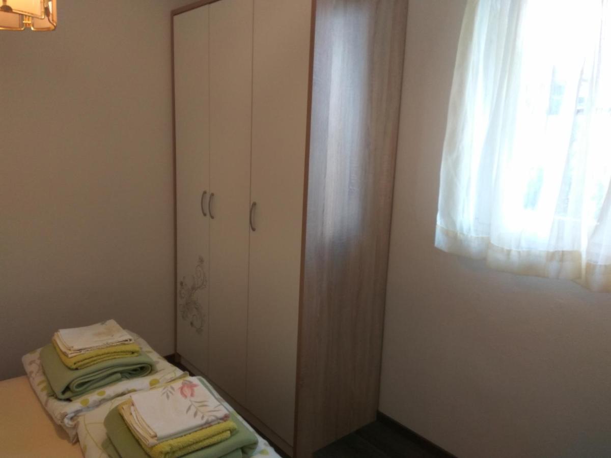 Apartmani Ivana Punat Buitenkant foto